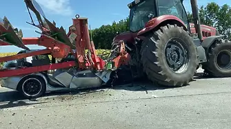 Зловеща катастрофа между Балчик и Каварна, шофьор загина при сблъсък с трактор