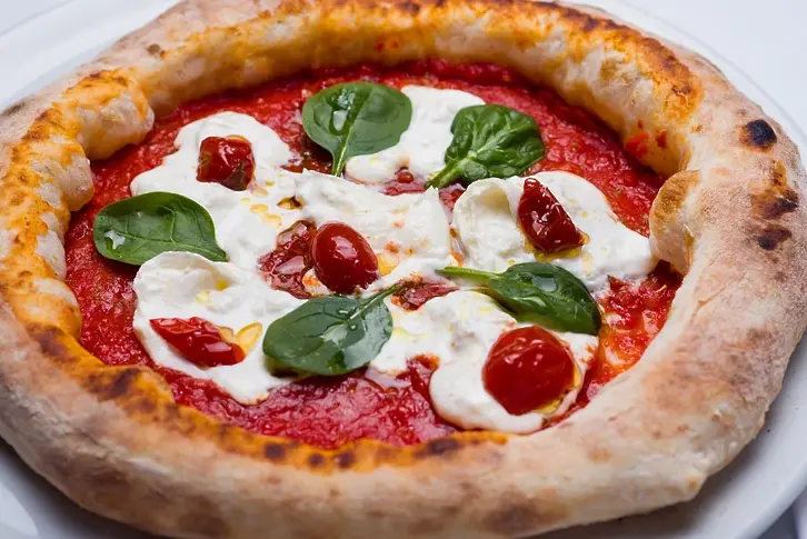 Domino's Pizza напуска Италия