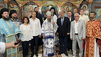 Бойко Борисов посети обновения храм 