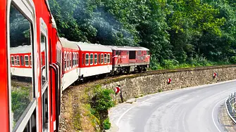 Въвеждат задължителни запазени места за влак “Родопи“ по теснолинейката