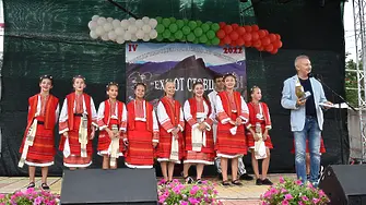 Фолклорният фестивал в Смоляновци събра над 1000 самодейци