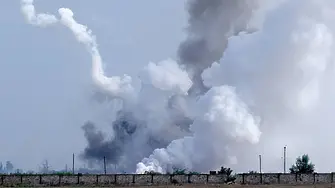 Нови експлозии в Крим: Взривиха склад за боеприпаси (видео)