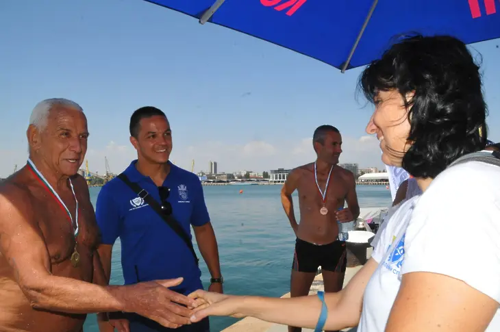 Габриела пак е първа: Националната състезателка спечели и плувния маратон в Бургас