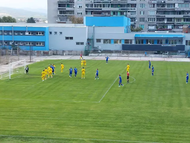 ФК Кюстендил разби с 4 : 0 втория отбор на Левски
