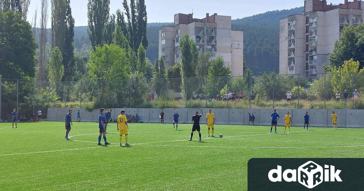 ФК Кюстендил победи Левски в контролна среща при юношите младша