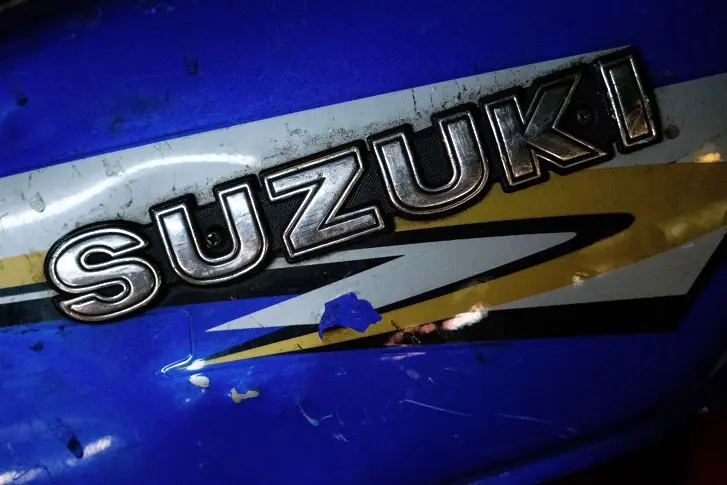 Най-малко 13 пострадали след отравяне с въглероден оксид в централата на Suzuki
