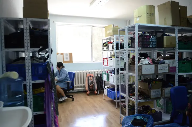 Хуманитарен сектор заработи във центъра за настаняване на украински бежанци в бившата Белодробна болница