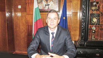 Директорът на пловдивската полиция ст комисар Димитър Балев инициира кръгла