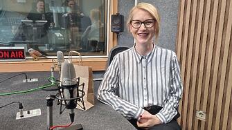 Мартина Денева е на 34 години и е поредният участник