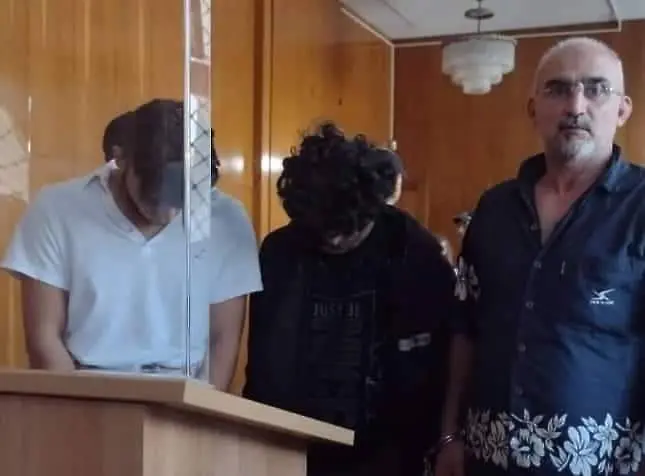 Постоянен арест за тримата каланджии от автобуса - убиец 
