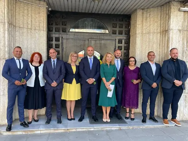 Врачанското ГЕРБ-СДС  се регистрира в РИК - вижте листата на кандидатите за народни представители