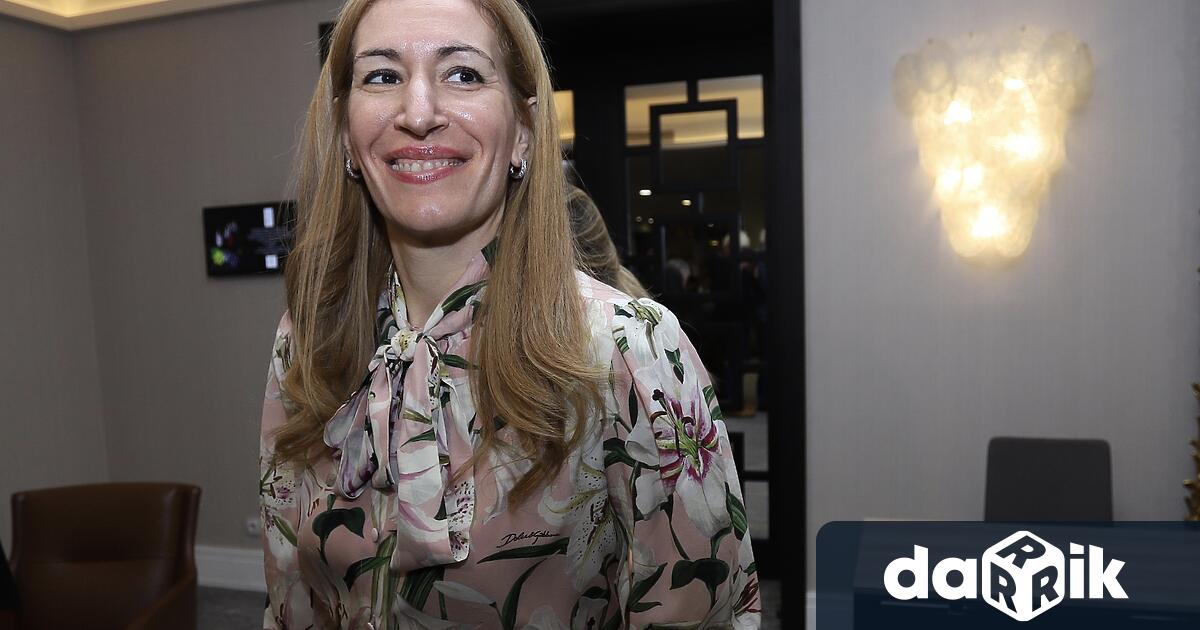 Николина Ангелкова няма да се бори за депутатско място, обяви