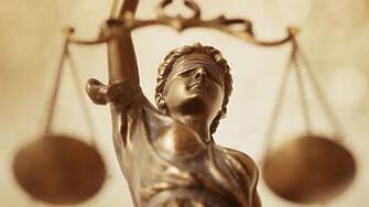 Врачанският окръжен съд разгледа две въззивни частни наказателни дела образувани