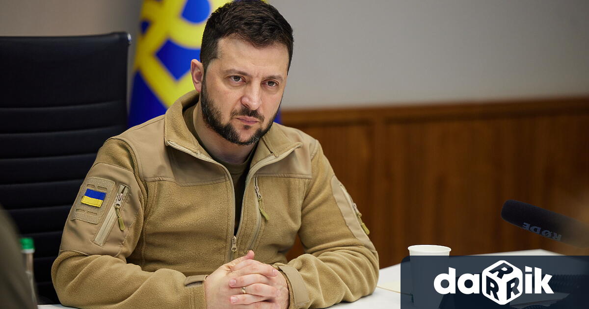 Украинският президент Володимир Зеленски обеща страната му да си върне