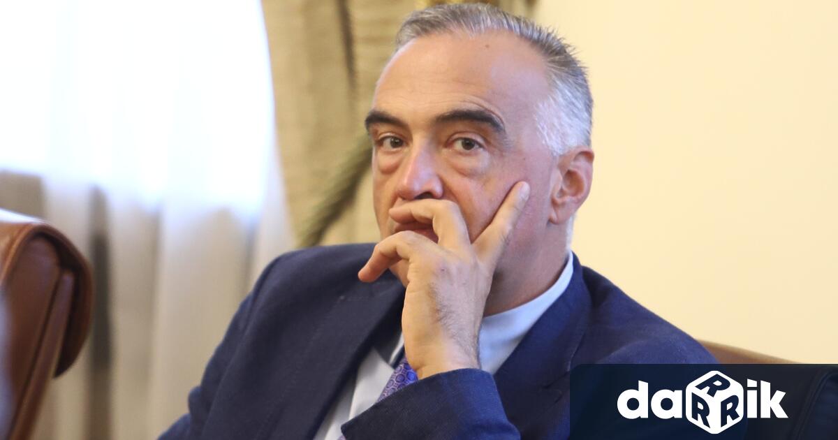 Предложението на лидера на Има такъв народ Слави Трифонов за