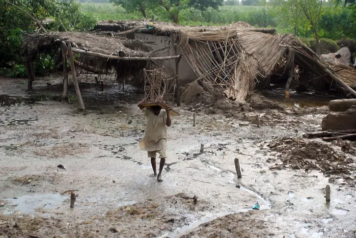 Пакистан търси международна помощ заради опостушителните наводнения