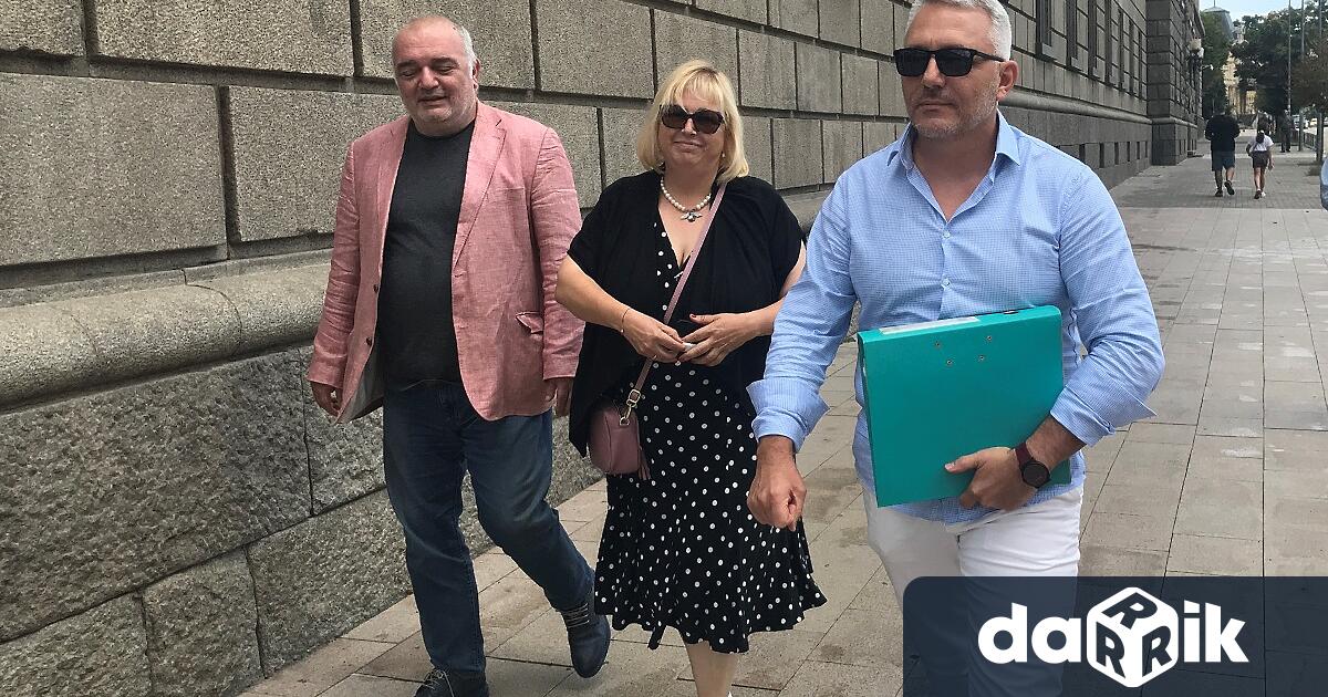 Основният аргумент на политиците е, че за 4-ти път не