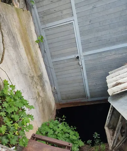 Община Смолян обяви бедствено положение заради образувалият се карстов комин в близост до имот в кв. „Устово“