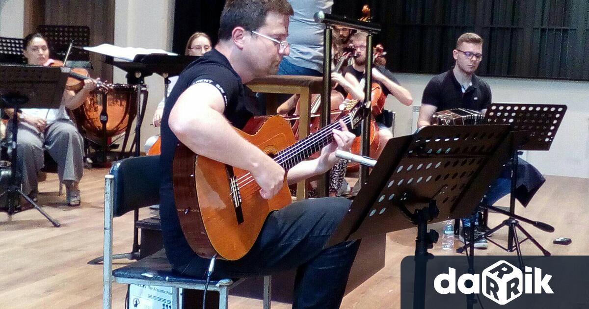 Симфониета Враца поднася след броени часове един забележителен концерт, новост