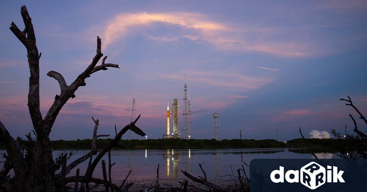 Очаква се до 400 000 наблюдатели да се стекат днес