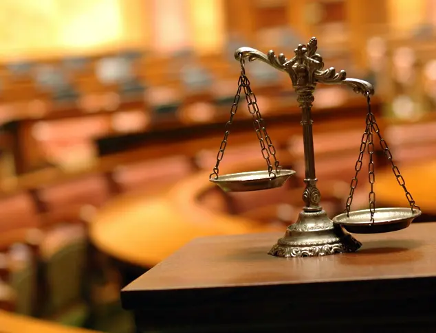 Врачанският окръжен съд потвърди изменението на мярката за неотклонение от „домашен арест“ в „задържане под стража“ на мъж, обвинен в опит за палеж