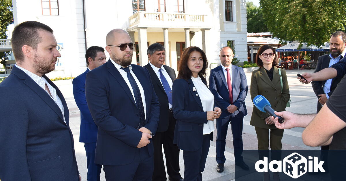 Както и на последните три парламентарни вота до мен, като