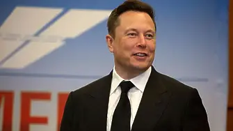 Главният изпълнителен директор на Tesla Илон Мъск е насочил младата