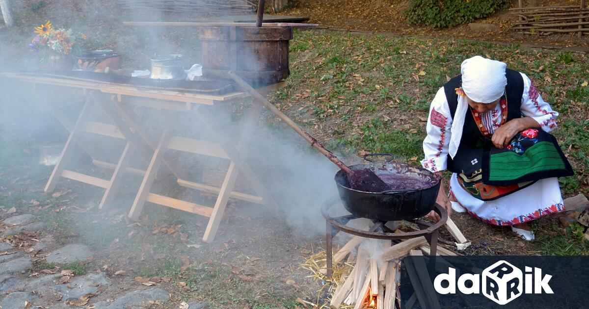 Ако родената през 1913 г. в село Радовци Рада Пенчева