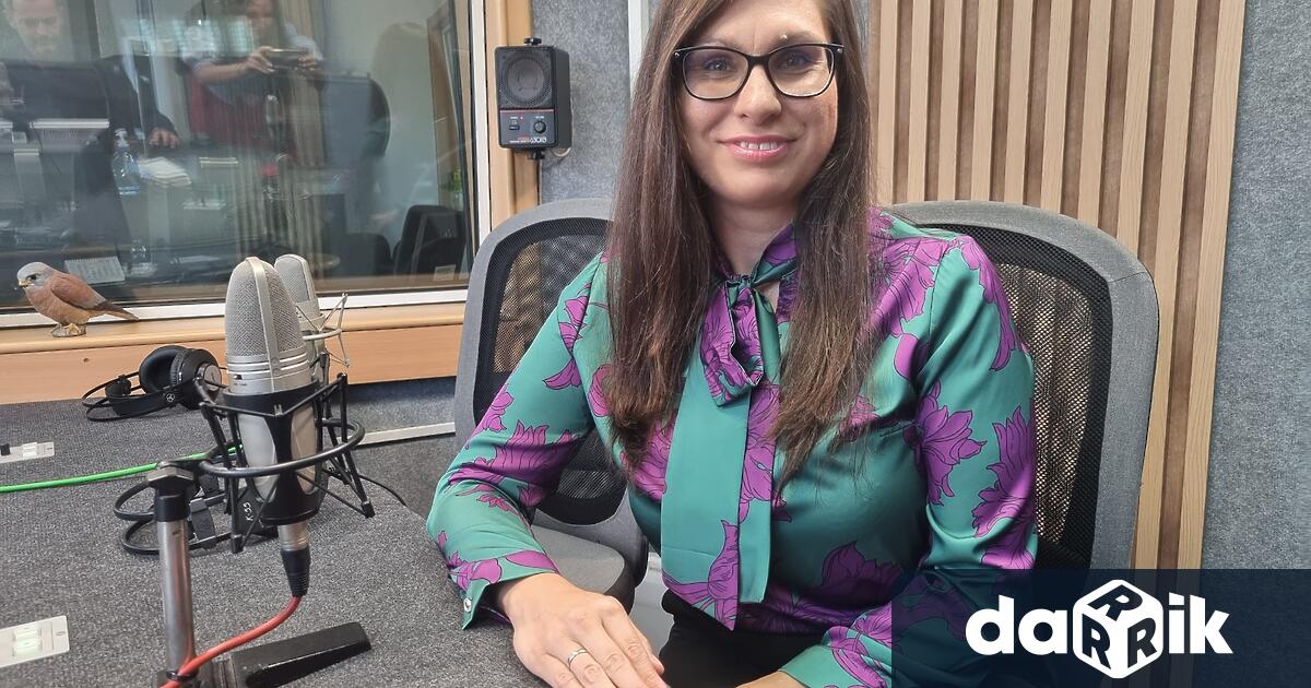 Неин е приносът за цялостното обновяване на програмата за деца