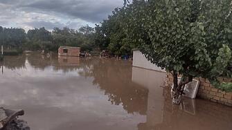 Две комисии започват от днес да описват щетите по домовете