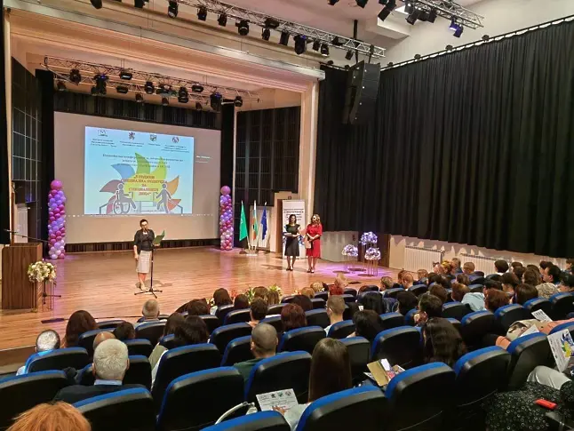 Национална конференция на работещите с деца с увреждания се провежда във Враца