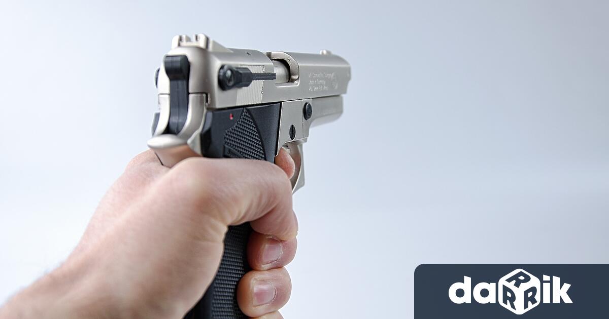 Въоръжен мъж обра игрална зала в град Провадия. Грабежът е