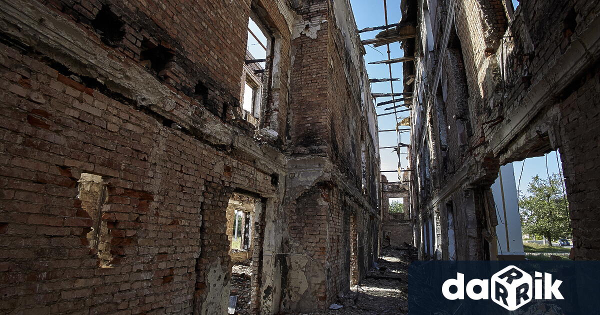 Украйна съобщи днес, че е атакувала вражеска командна база, като