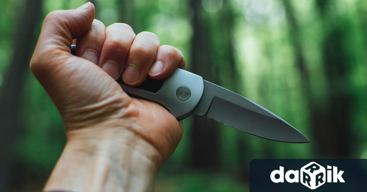 Най-малко 10 души са убити, а други 15 са ранени