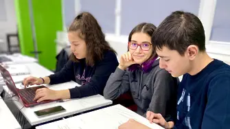 Приемът за безплатните ИТ обучения за ученици на Училищна Телерик Академия в Плевен е отворен