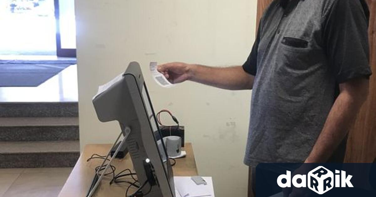 В Община Варна са получени 7машини за пробно гласуване. На