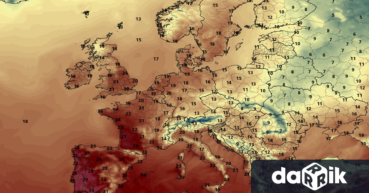 Есента чука на вратата, но преди да влезе у дома,