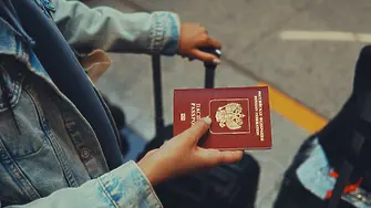 Девет държави от ЕС спряха да приемат заявления за визи от руски туристи
