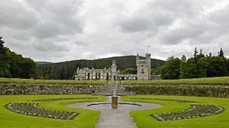 Кралица Елизабет IIпрекара последните си дни в Абърдийншър Шотландияв имението Балморал