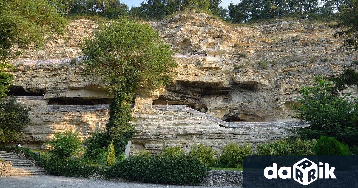 Над 100 хиляди души, сред които много чужденци, са посетили