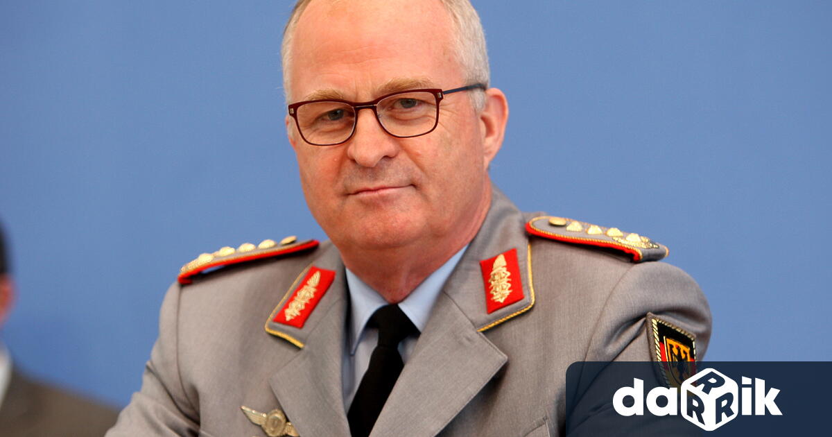 Най-висшият германски военен, генерал Еберхард Цорн, беше разкритикуван за зашеметяващо