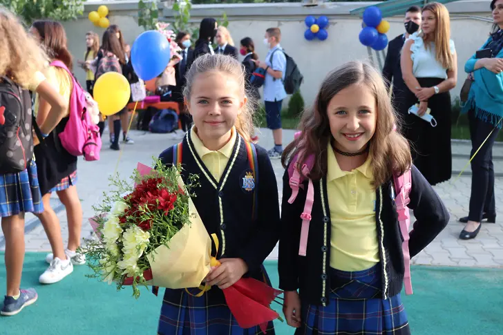 Близо 3300 първокласници ще прекрачат  училищния праг в Пловдив