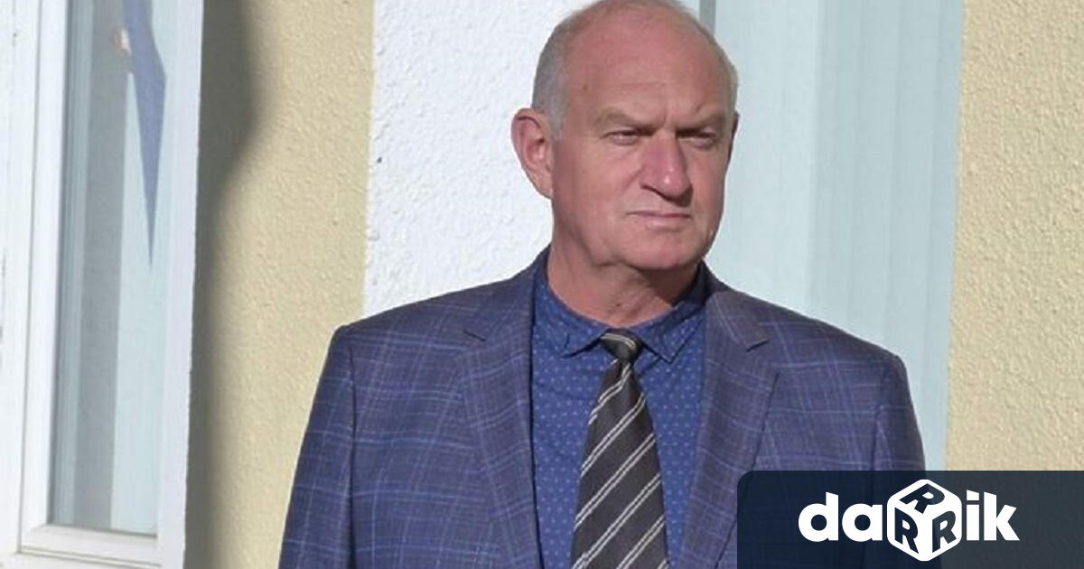 Поддръжката на речните корите и дигите трябва да се изземе