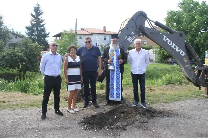 Изкопните дейности по подмяната на водопровод в село Яхиново започват тази седмица