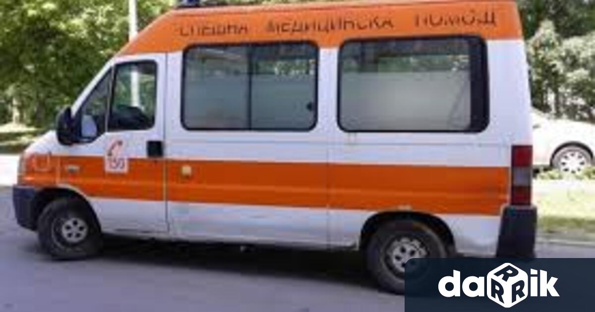 При пътно произшествие в Нова Загора е пострадал63-годишен мъж. Инцидентът
