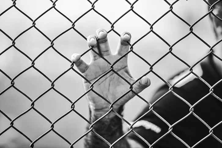 Над 800 осъдени на затвор за година във Варненско