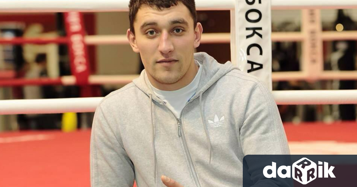 Водещият на програмата Популярна политика“, създадена от привърженици на Алексей