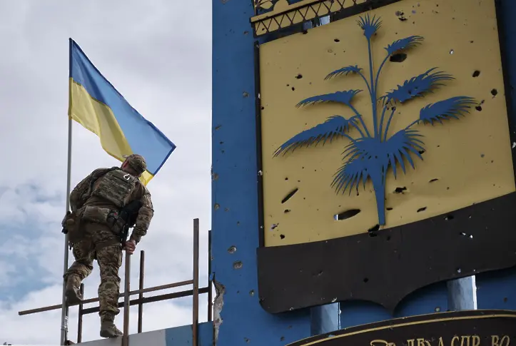 Киев: След референдумите шанс за дипломация няма да има