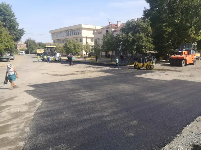Кметът Янакиев: Изпълнявам поетия към жителите на село Зидарово ангажимент за ремонт на площада 
