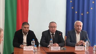 Областният управител Георги Митов участва в работна среща с областния